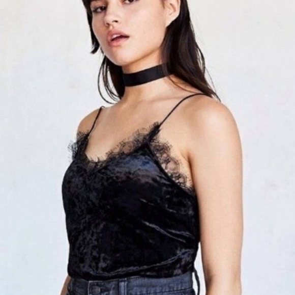 Kimchi Blue crushed velvet lingerie tank. New with tag. - Picture 10 of 10